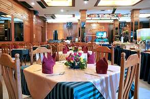 Mae Yom Palace Hotel