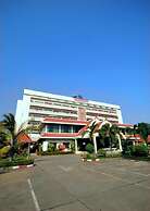 Mae Yom Palace Hotel