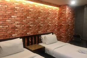 Ton Aor Place Hotel Ratchada