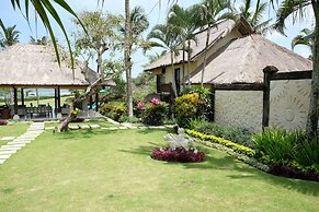 Impiana Private Villas Cemagi