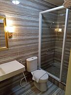 Grand Town Hotel Mandai