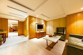 Royal Dragon Hotel
