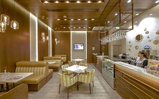 Royal Dragon Hotel
