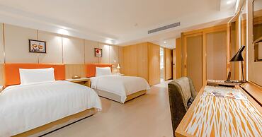 Royal Dragon Hotel