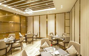 Royal Dragon Hotel