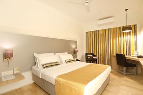 Mumbai Metro - The Executive Hotel