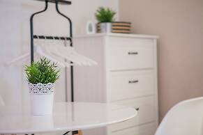 Studio Apartments Emotha