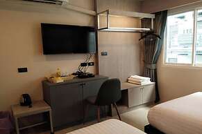 Lazy Sunday Hostel