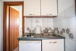 Kaja - right next to the beach