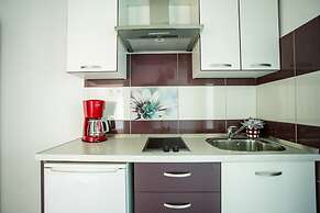 Kaja - right next to the beach