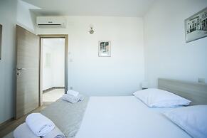 Kaja - right next to the beach