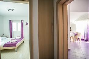 Kaja - right next to the beach