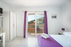 Kaja - right next to the beach