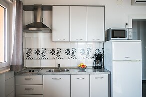 Kaja - right next to the beach