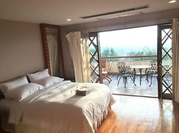 Phuripimarn Penthouse