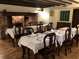 Home Farm Hotel