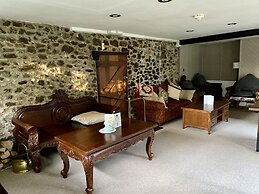 Home Farm Hotel