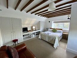 Home Farm Hotel