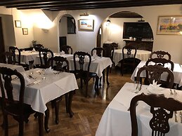 Home Farm Hotel