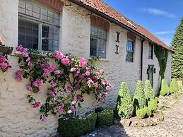 Home Farm Hotel