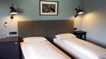 Hotel Henry