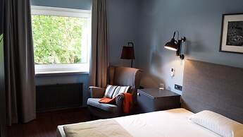 Hotel Henry