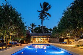 Zanzibar Sunrise at Bandas