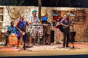 Zanzibar Sunrise at Bandas