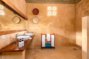 Zanzibar Sunrise at Bandas