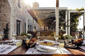 Palace Divnic by Armerun Heritage Hotel