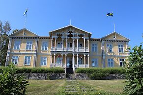 Filipsborg, the Arctic Mansion