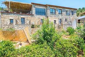 Villa Kaya Peace 4 Bedroom