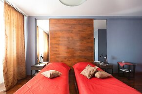 Apartment Etazhydaily Belinskogo