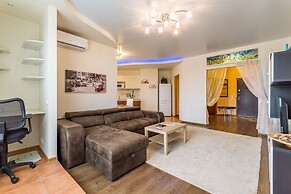 Apartment Etazhydaily Belinskogo