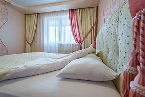 Apartment Etazhydaily Belinskogo