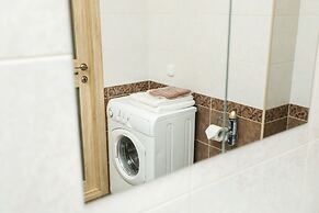 Apartment Etazhydaily Belinskogo