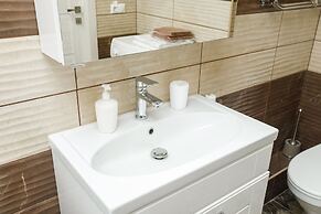 Apartment Etazhydaily Belinskogo