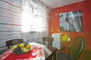 Apartment Etazhydaily Belinskogo