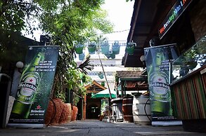 Parklands Shade Hotel