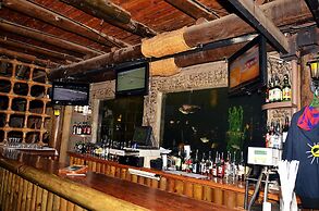 Parklands Shade Hotel