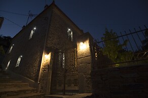 Thalia Traditional Guest House