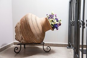 Thalia Traditional Guest House