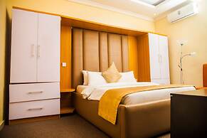 CribVille Hotel & Suites