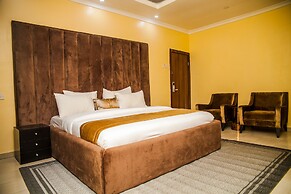 CribVille Hotel & Suites