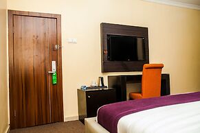 CribVille Hotel & Suites
