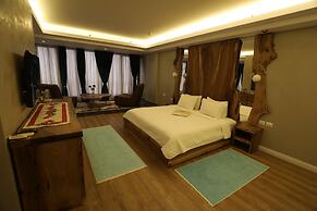 Hotel 1 Maji