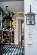 Harbor Knoll Bed & Breakfast