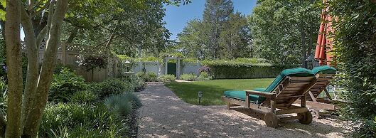 Harbor Knoll Bed & Breakfast