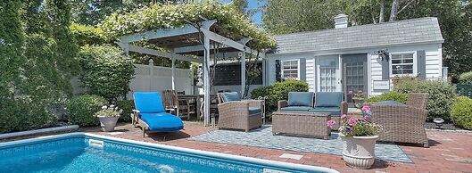 Harbor Knoll Bed & Breakfast