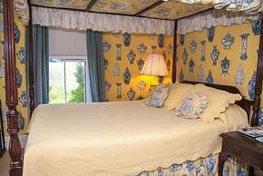 Harbor Knoll Bed & Breakfast